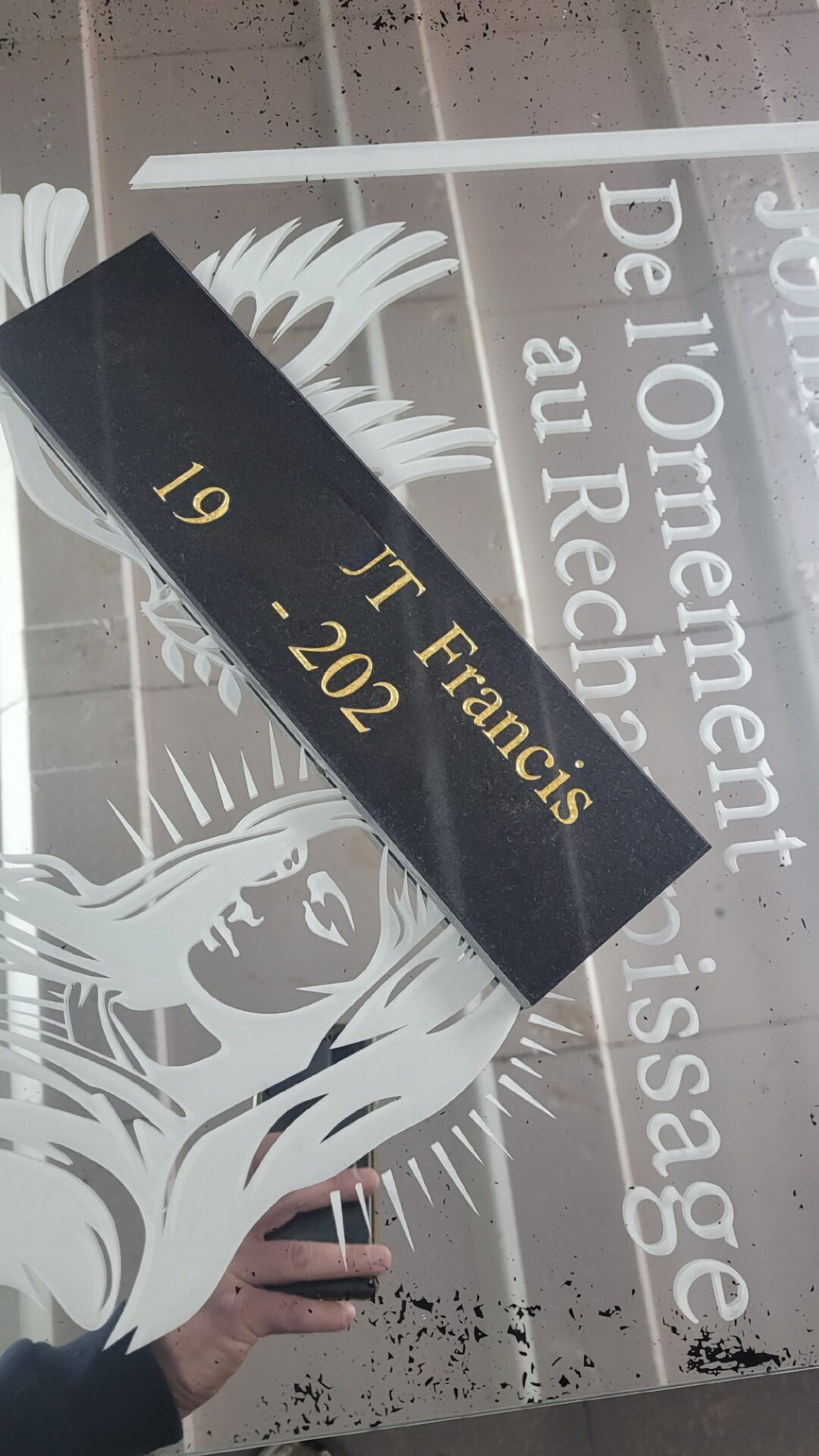 Médaillons photos pierre tombale